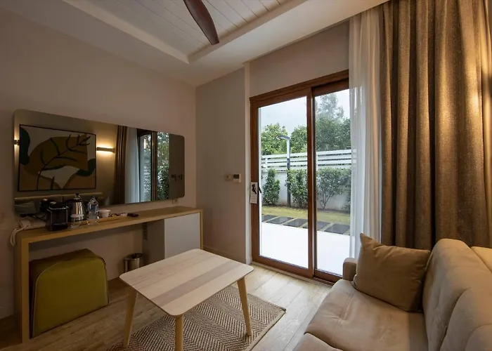 Baleze Boutique - Adults Only